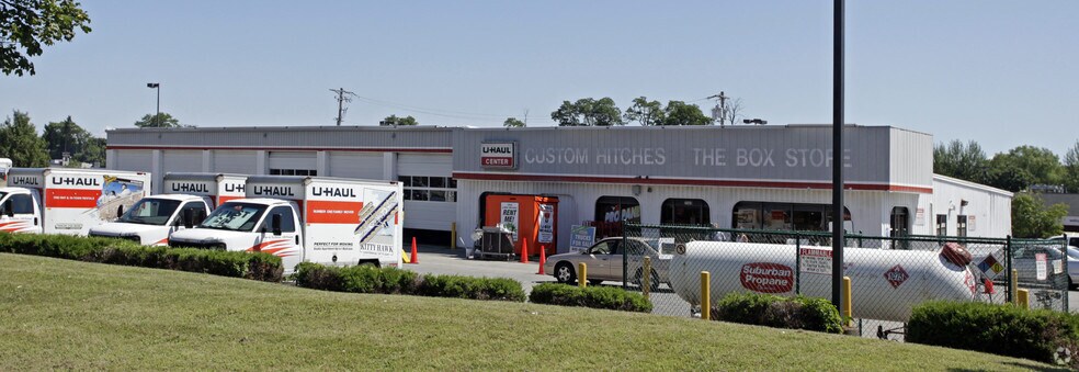 More Photos Of 2518-2572 South Rd, Poughkeepsie Unknown For Lease