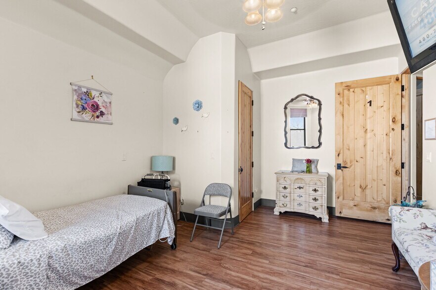 More Photos Of 10027 E Hillview St, Mesa Assisted Living For Sale
