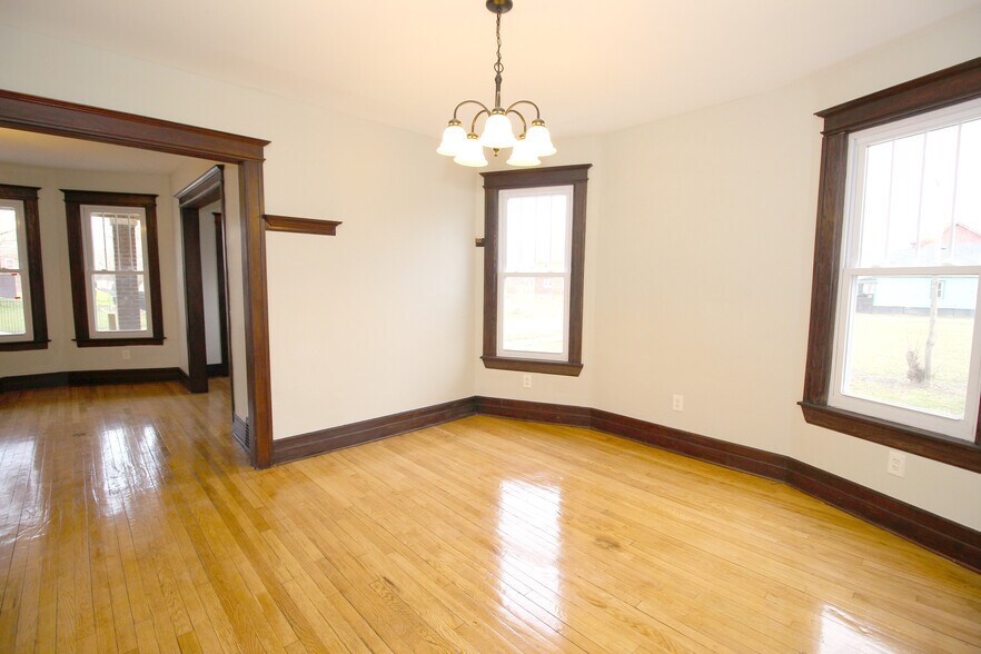 More Photos Of 7501 Dunedin St, Detroit Apartments For Sale