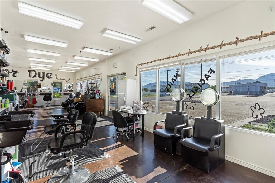 More Photos Of 3775 S 2700 W, West Haven Storefront For Sale