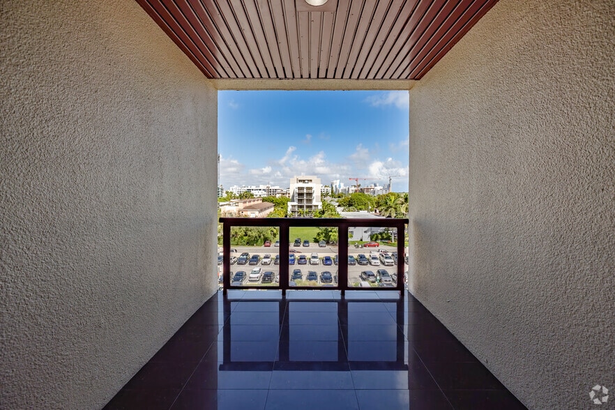 More Photos Of 1111 Kane Concourse, Bay Harbor Islands Loft Creative Space For Sale