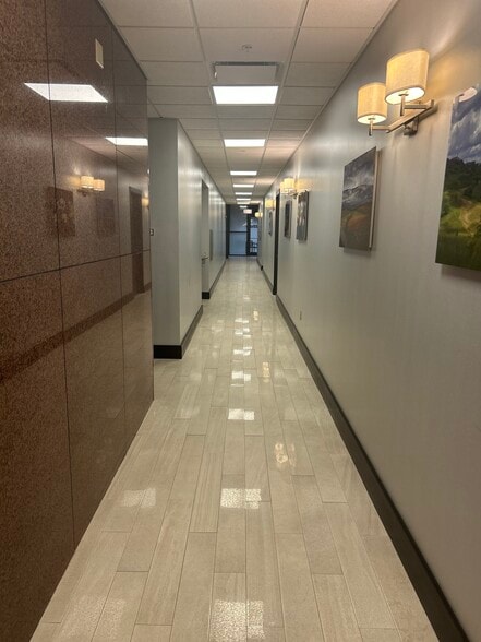 More Photos Of 215 S Monroe St, Tallahassee Office For Lease