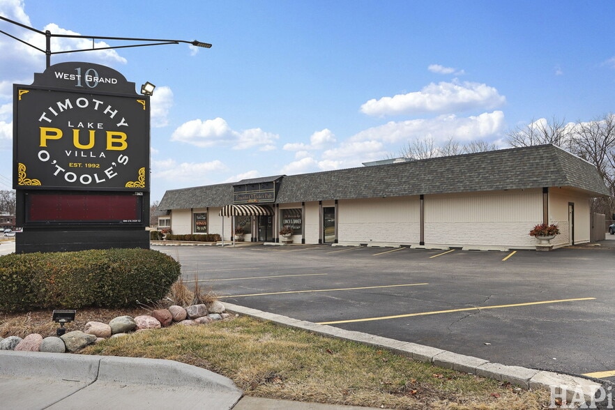 Primary Photo Of 10 W Grand Ave, Lake Villa Restaurant For Sale