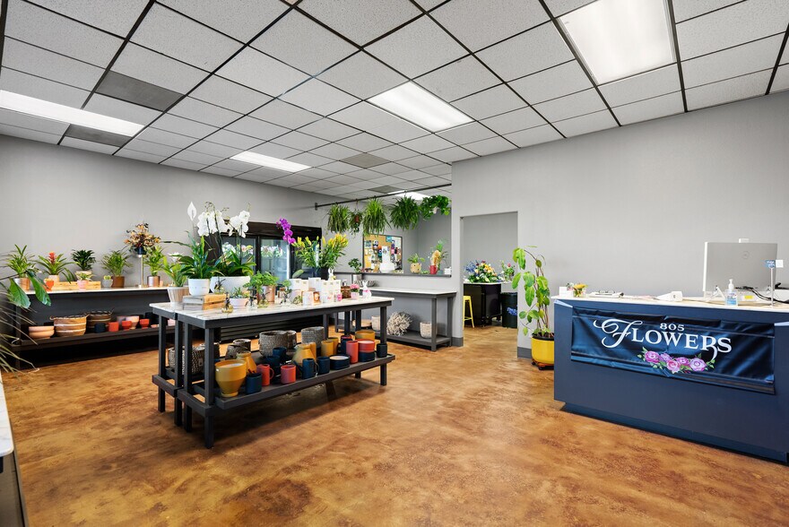More Photos Of 7425 El Camino Real, Atascadero Storefront Retail Office For Sale