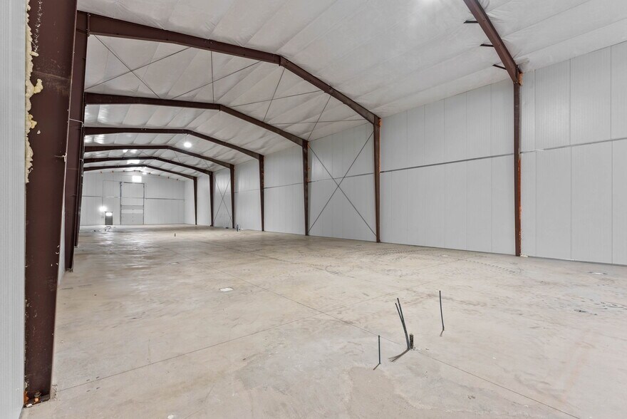 More Photos Of 7517 47th Ave, Spokane Warehouse For Lease