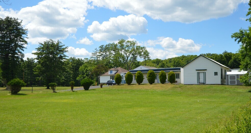 Primary Photo Of 6812 Route 209, Kerhonkson Hotel For Sale
