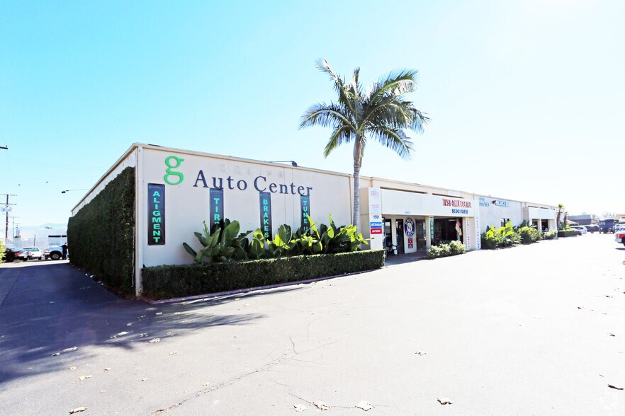 More Photos Of 1501-1519 S Grand Ave, Santa Ana Warehouse For Lease