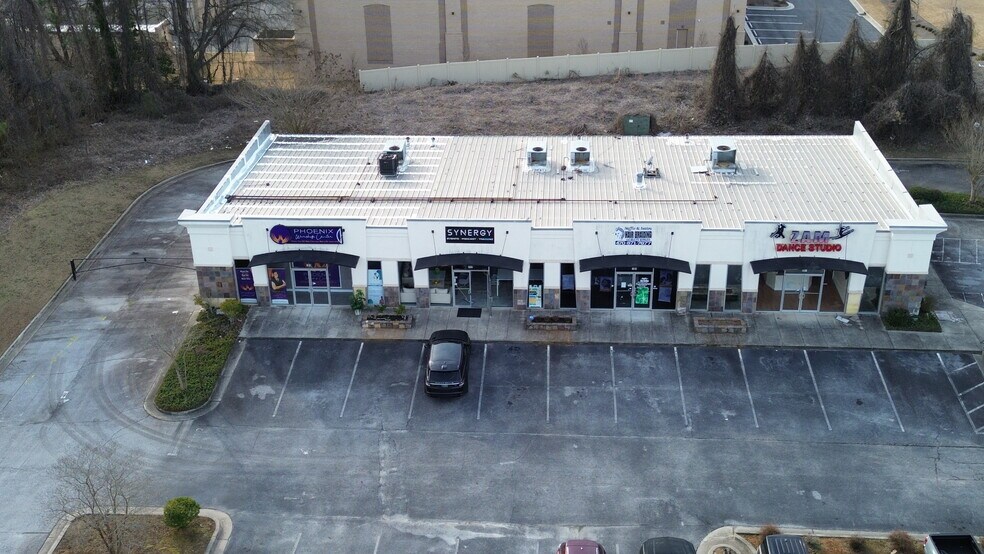 More Photos Of 2400 Highway 138 SW, Fayetteville Service Station For Sale