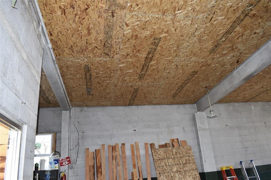 More Photos Of 216 S Main St, Conrad Auto Repair For Sale