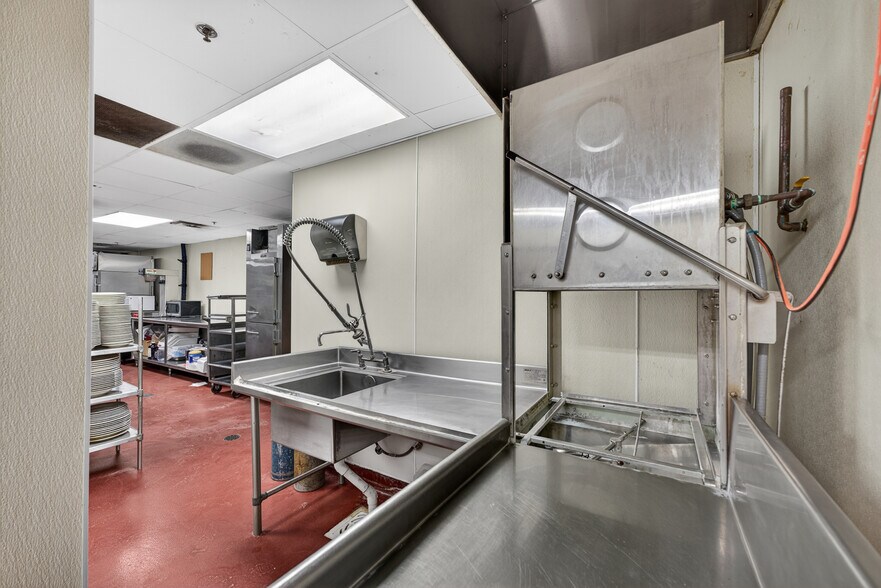 More Photos Of 1271 FM 518 Rd, League City Restaurant For Sale