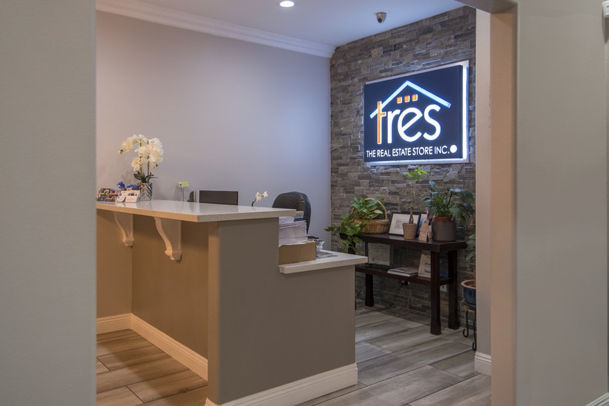 More Photos Of 13217-13225 Philadelphia St, Whittier Office For Lease