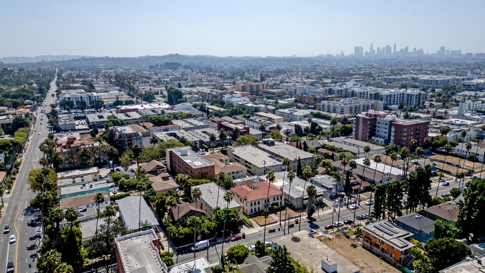 More Photos Of 1852 N Wilton Pl, Los Angeles Apartments For Sale