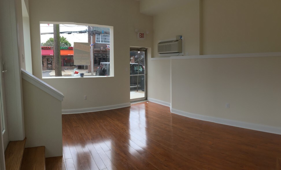 More Photos Of 901 Conestoga Rd, Bryn Mawr Storefront Retail Residential For Lease