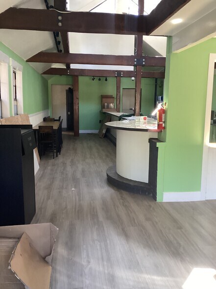 More Photos Of 3542 Lake Tahoe Blvd, South Lake Tahoe Restaurant For Sale