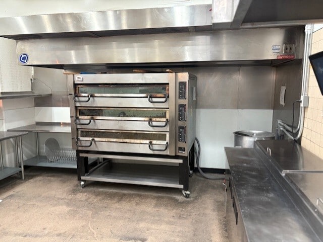 More Photos Of 225 E 20th Ave, Denver Restaurant For Lease