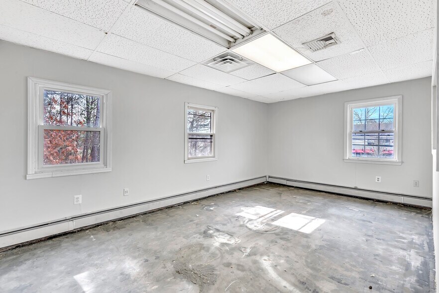 More Photos Of 540 Lacey Rd, Forked River Medical For Lease