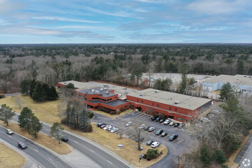 More Photos Of 300 Myles Standish Blvd, Taunton Light Manufacturing For Lease