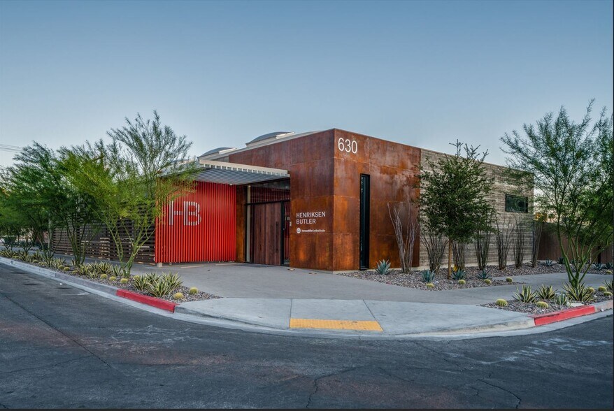 Primary Photo Of 630 S 11th St, Las Vegas Freestanding For Sale