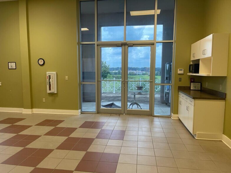 More Photos Of 100 Pioneer Way, Magee, MS 39111-5501, Magee Medical For Lease