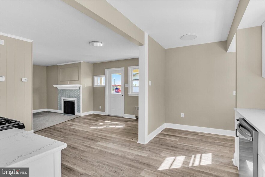 More Photos Of 4070 W Market St, York Office For Sale