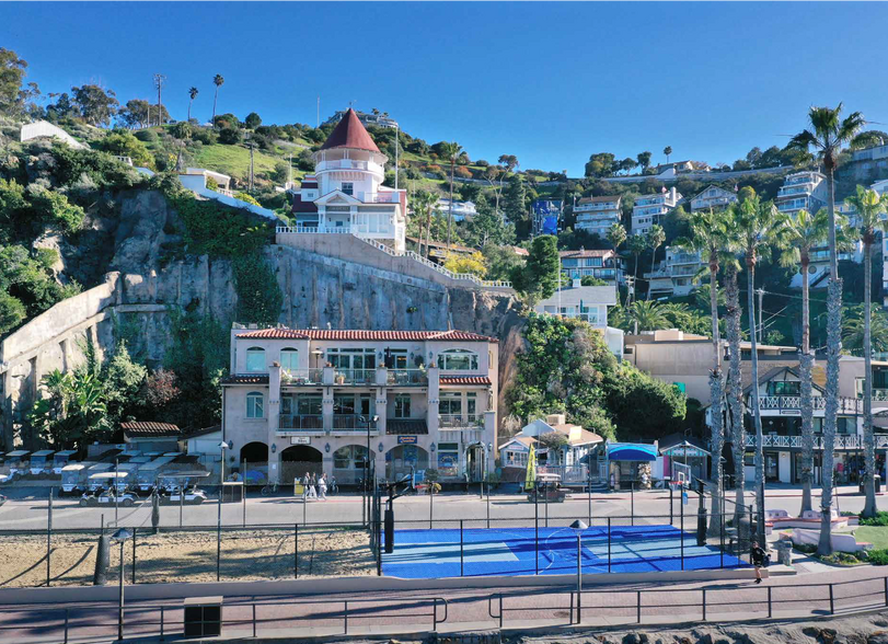 More Photos Of 107 Pebbly Beach Rd, Avalon Storefront Retail Residential For Sale