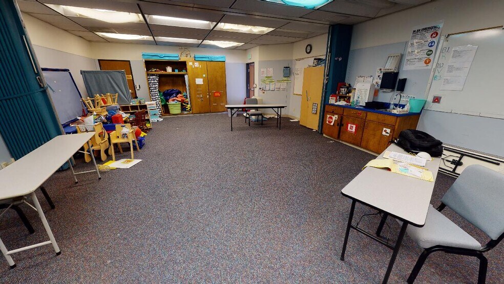 More Photos Of 3196 Marine Dr, Astoria Loft Creative Space For Lease