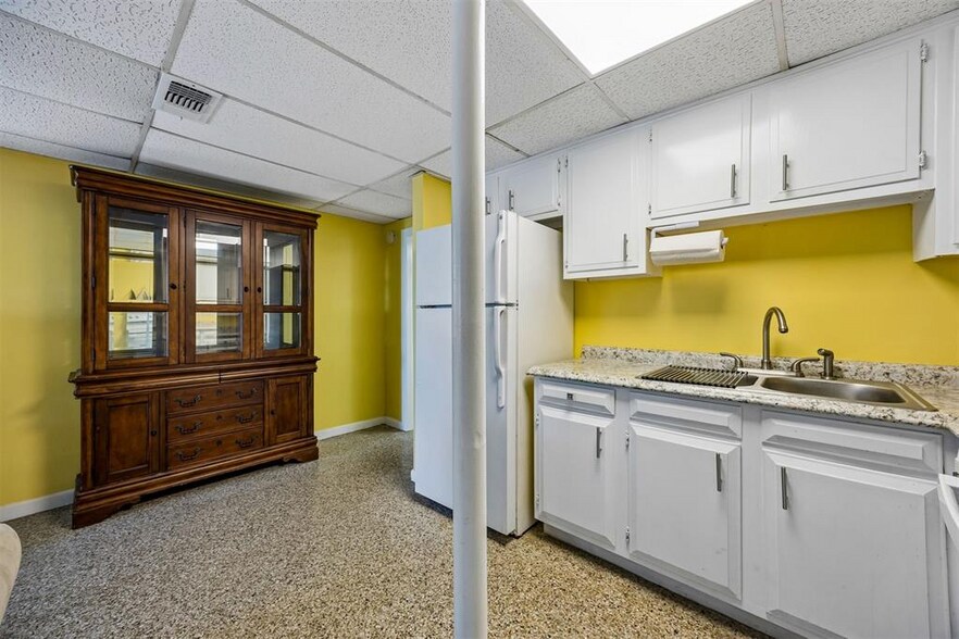 More Photos Of 1990 S Fletcher Ave, Fernandina Beach Multifamily For Sale