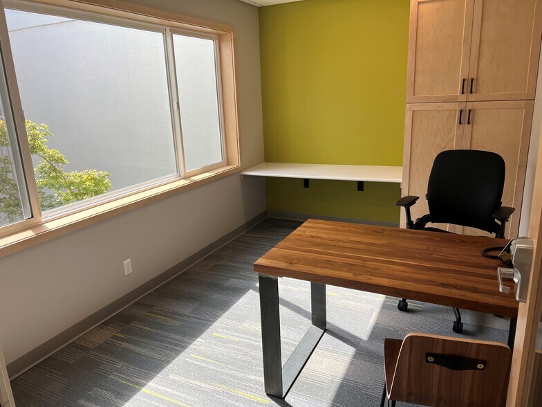 More Photos Of 834 Pearl St, Eugene Office For Lease