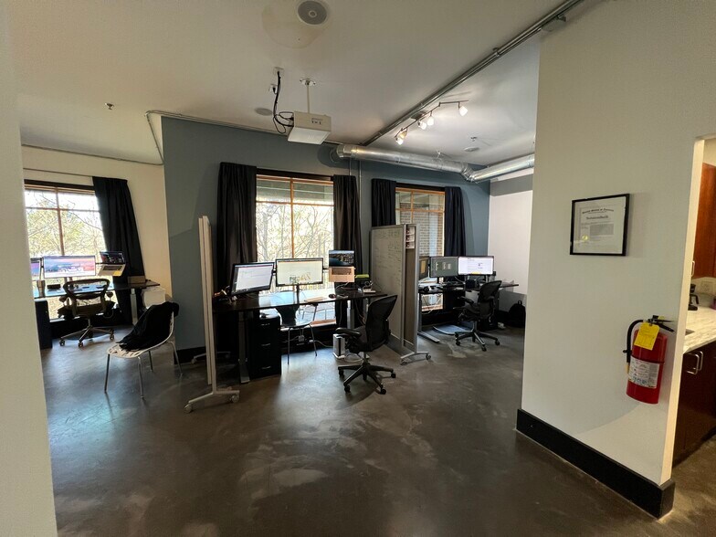More Photos Of 319 Atlanta St, Marietta Office For Sale