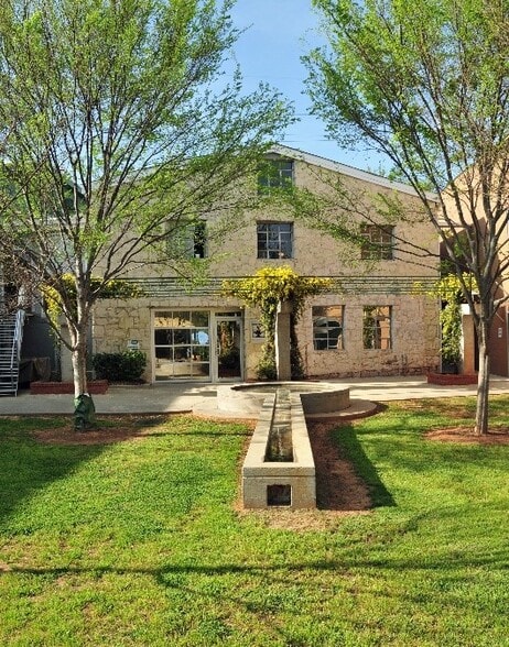 Primary Photo Of 111 New St, Decatur Office For Lease