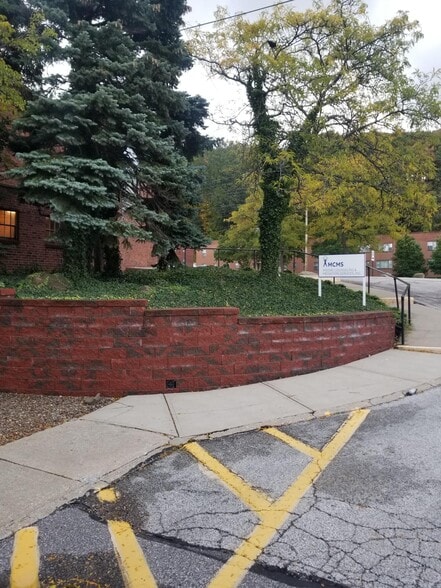 More Photos Of 22641-22683 Euclid Ave, Euclid Unknown For Lease