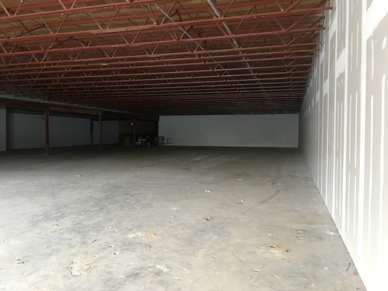 More Photos Of 1818 W Innes St, Salisbury Unknown For Lease