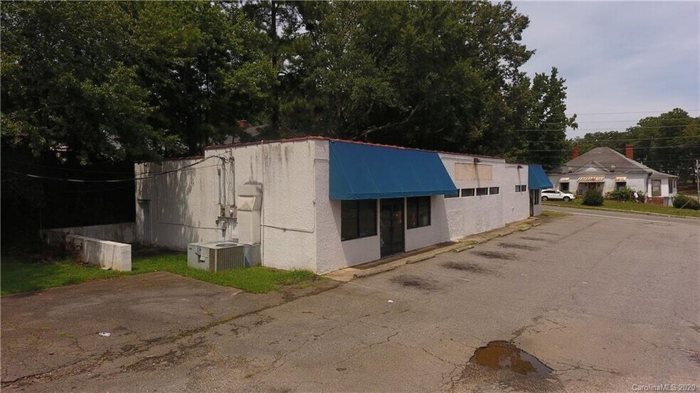 More Photos Of 804 Camden Rd, Wadesboro Freestanding For Lease
