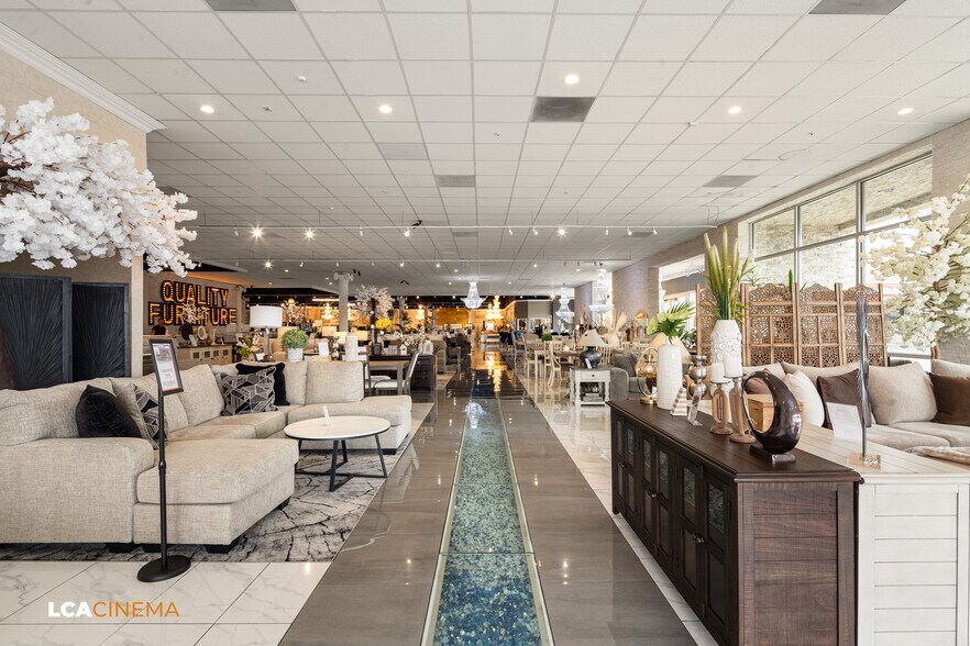 More Photos Of 3792 Ming Ave, Bakersfield General Retail For Sale