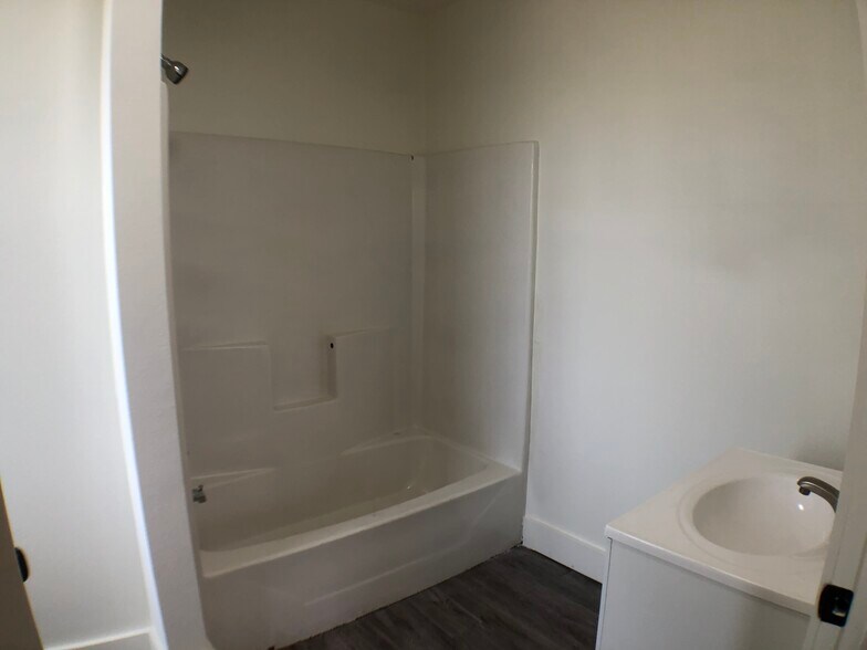 More Photos Of 1306 E 2nd St, Tulsa Apartments For Sale