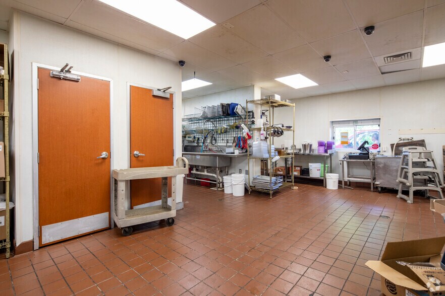 More Photos Of 529 Claxton Ave N, Elba Fast Food For Lease