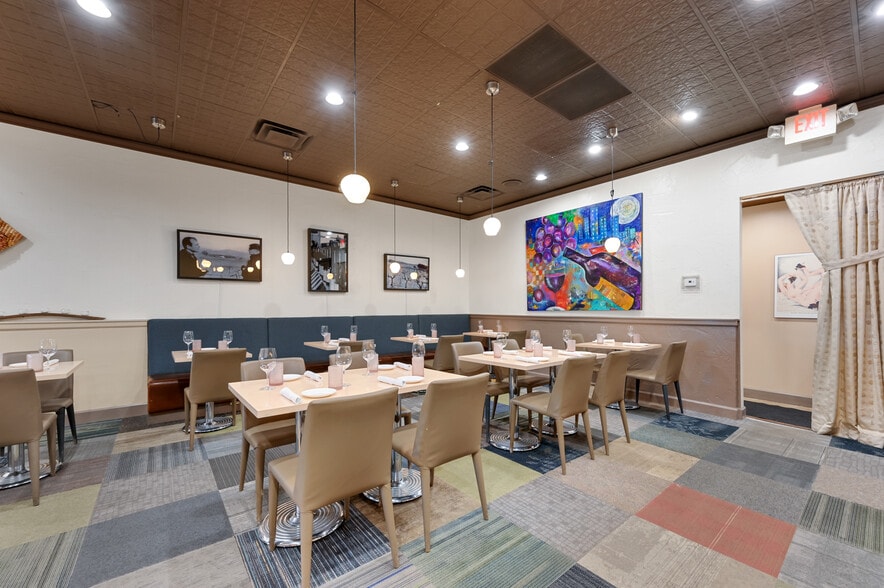 More Photos Of 626 Rood Ave, Grand Junction Restaurant For Sale