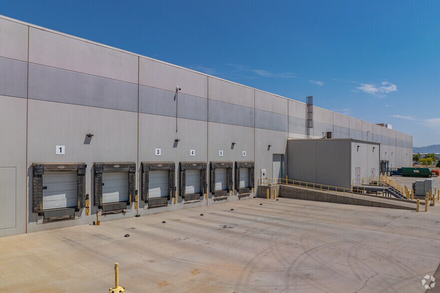 More Photos Of 8691 W Jefferson St, Tolleson Refrigeration Cold Storage For Lease