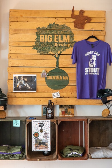 More Photos Of 65 Silver St, Sheffield Warehouse For Sale