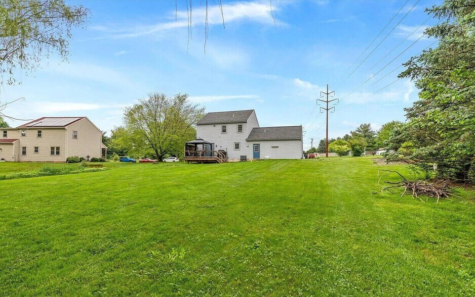 More Photos Of 585 Westbrooke Dr, Elizabethtown Specialty For Lease