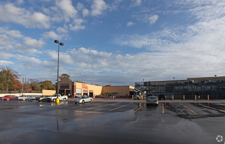 More Photos Of 7201 B Aaron Aronov Dr, Fairfield General Retail For Sale