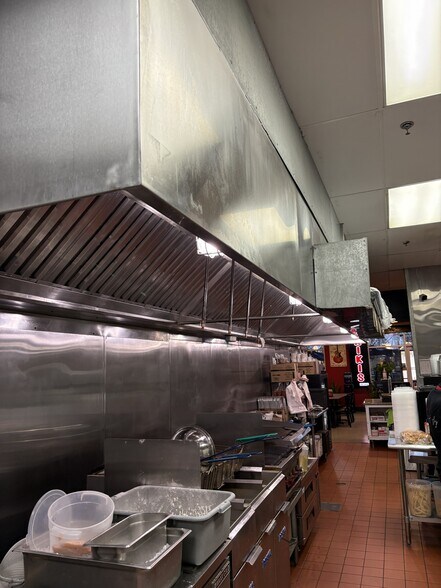 More Photos Of 1661 E Monte Vista Ave, Vacaville General Retail For Lease