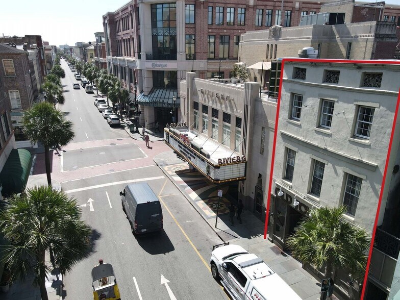 More Photos Of 229 King St, Charleston General Retail For Sale
