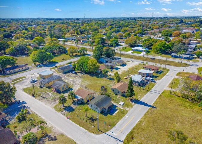 More Photos Of 2603 Booker St, Fort Pierce Apartments For Sale