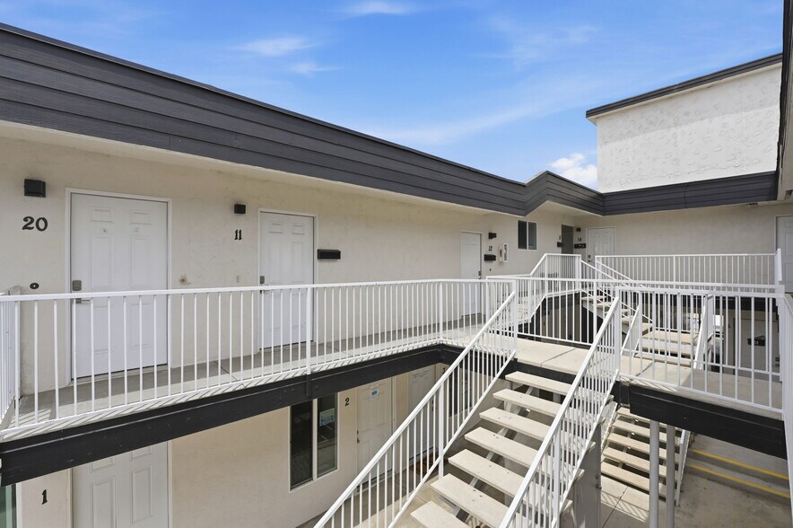 More Photos Of 2005 Highland Ave, National City Apartments For Sale