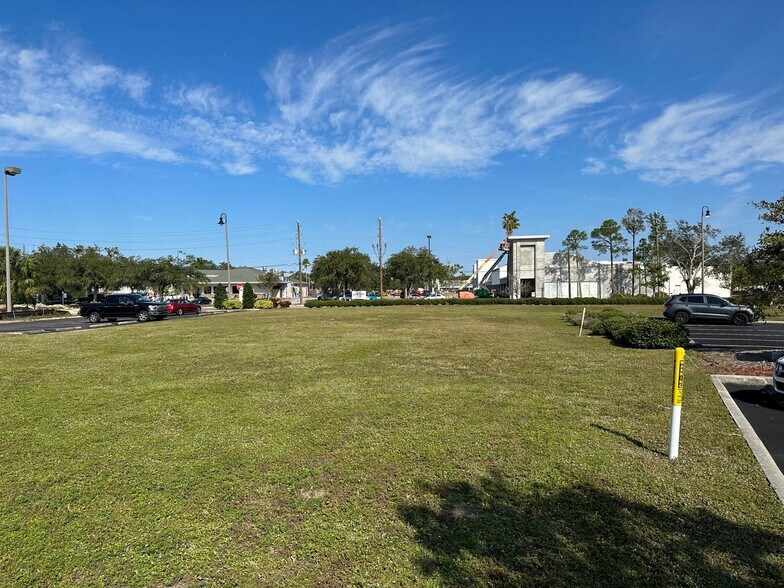 More Photos Of 1175 S Pinellas Ave, Tarpon Springs Land For Lease
