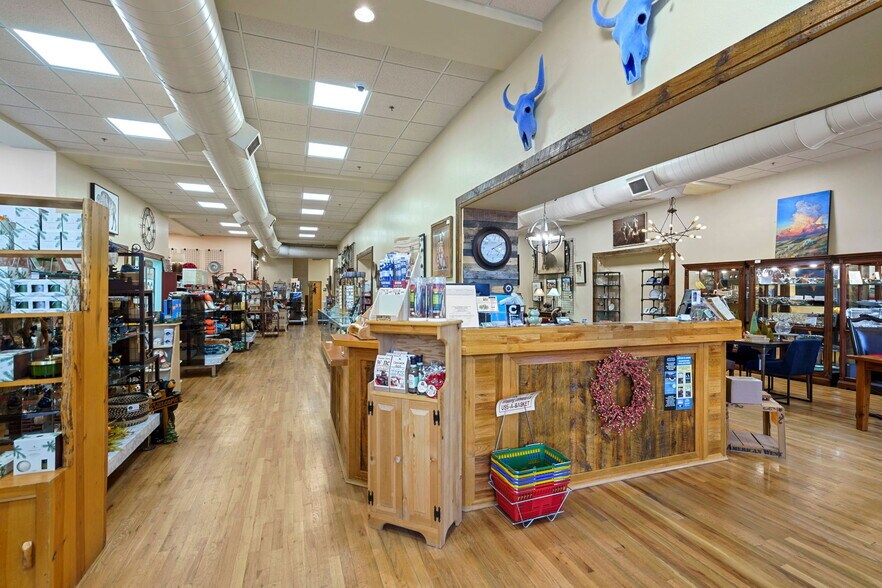 More Photos Of 216 W Lincolnway, Cheyenne Storefront Retail Office For Sale