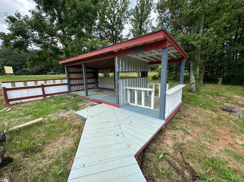 More Photos Of 1050 Duncan Ln, Leighton Specialty For Sale