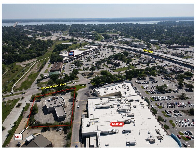 More Photos Of 19311 W Lake Houston Pky, Humble Bank For Lease