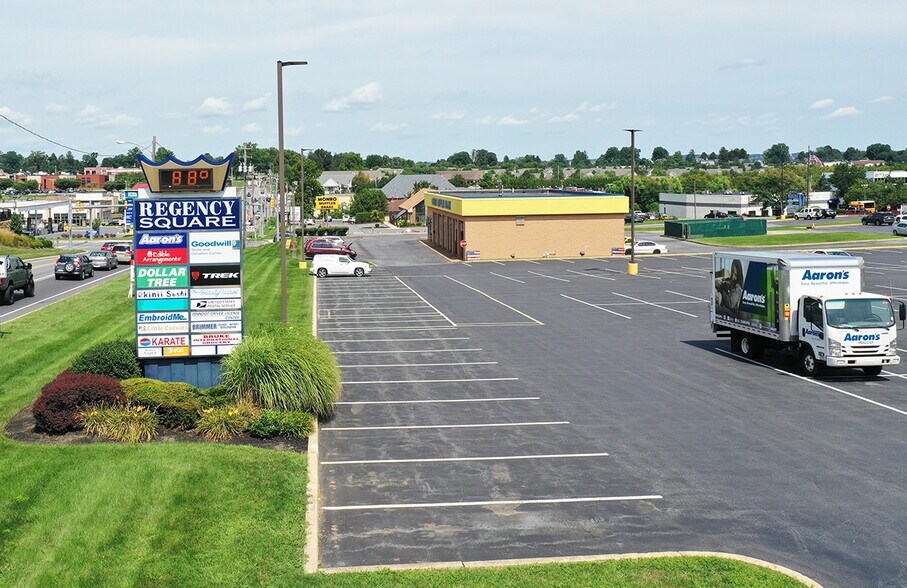 More Photos Of 101-165 Rohrerstown Rd, Lancaster Unknown For Lease